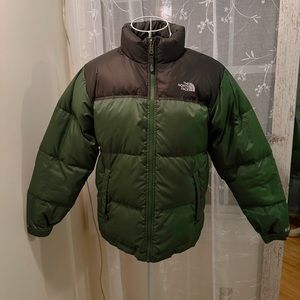 The North Face 550 Down Nuptse Puffer Jacket Green